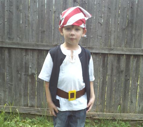 Quick And Easy Pirate Costumes Take Kids To Neverland Caribbean Hubpages