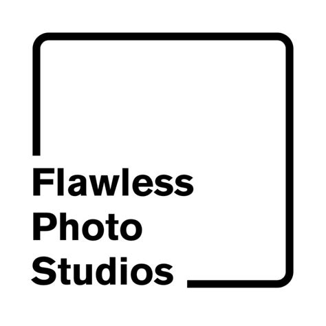 InfluencersGoneWild: Behind the Scenes of Flawless Photos - 63eoo3f