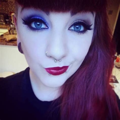 Mismatched Makeup By Banemacbeth Beauty Make Up Urban Decay Nose Ring