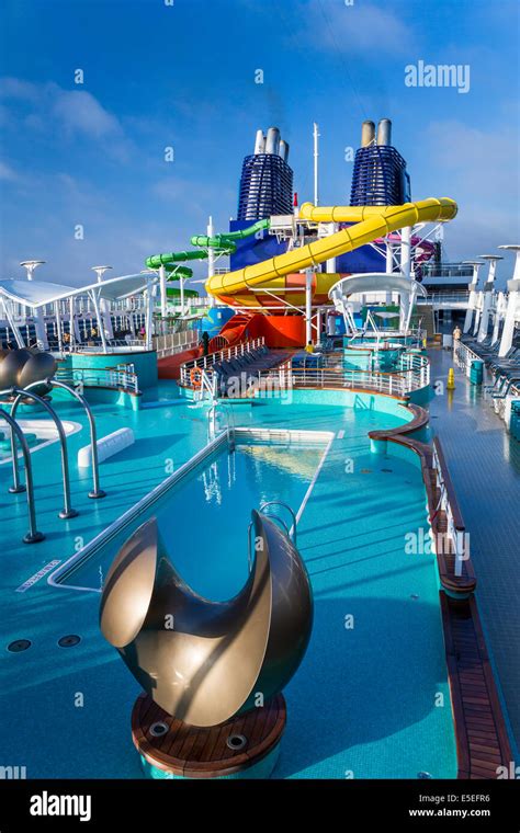 Deck 15 with pools and water slides on the Norwegian Epic cruise ship ...