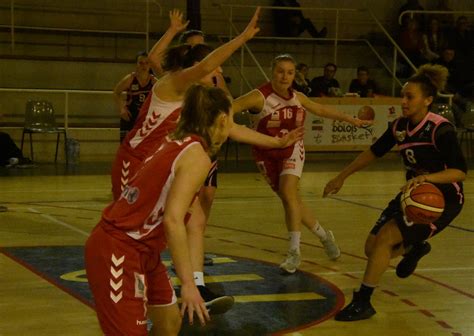 Basket Nationale 3 féminine Jura Dolois veut passer la troisième