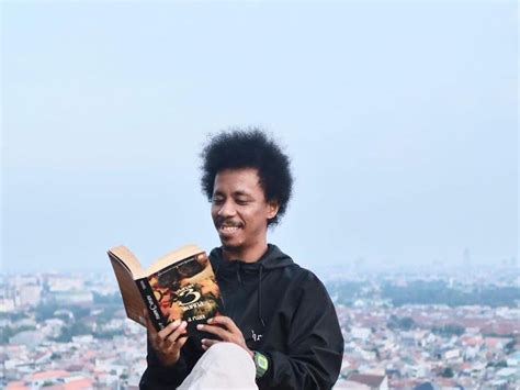 Berita dan Informasi Raim laode penyanyi dan komika Terkini dan Terbaru ...
