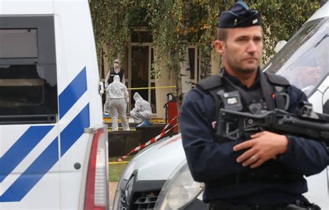 Attaque Au Couteau Arras C Est Quoi L Alerte Urgence Attentat