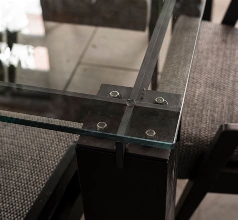 Clear Glass Table Top Are Very Trendy With Big And Bold Table Legs Glass Top Table Table