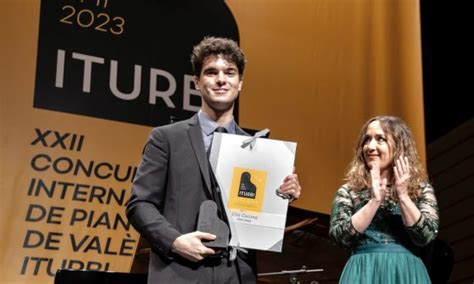 Il Pianista Italiano Elia Cecino Vince Il Premio Iturbi 2023 Elia Cecino