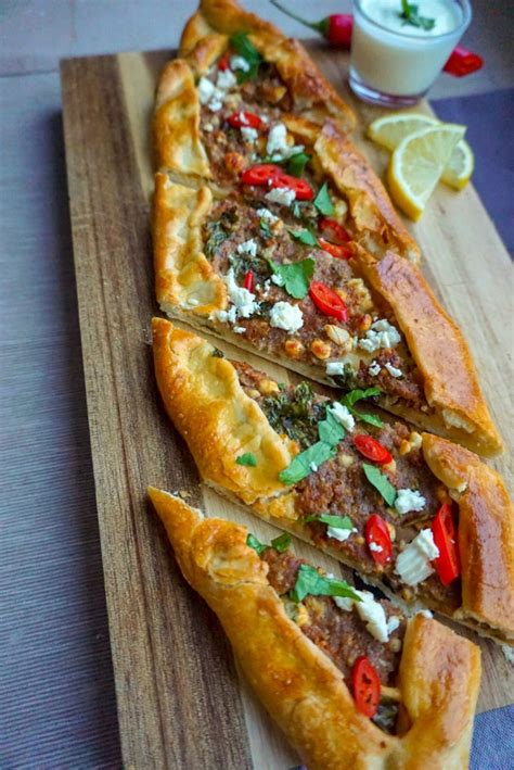 Pide Mit Hackfleisch Und Feta Kochhochgenuss