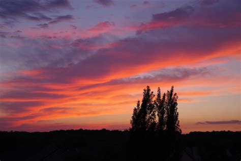 A Stunning Sunset In Ann Arbor Mich On June 20 In Todays Top Photo