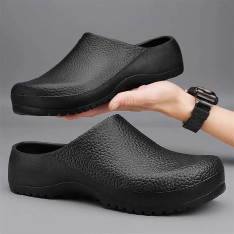 Unisex Safety Kitchen Slip On Clogs Professional Slip Resistant Clogs