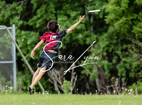 Ultimate Frisbee Sara Lynn Photography