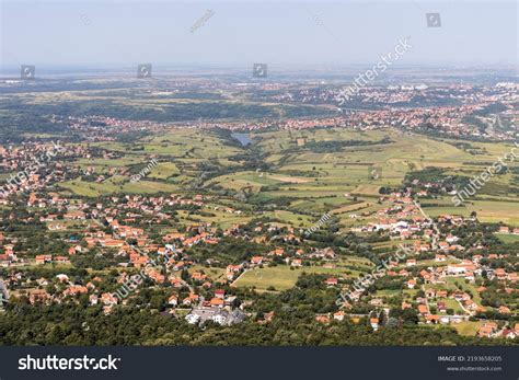 116 Avalski Toranj Images, Stock Photos, 3D objects, & Vectors ...