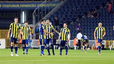 Fenerbahçe de ilk 10 da tek bir futbolcu bile yok Fanatik Gazetesi