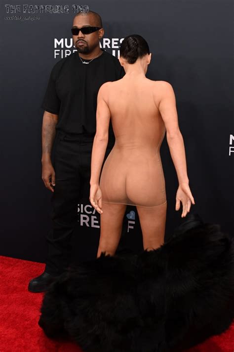Bianca Censori Nude At Grammy Photos The Fappening