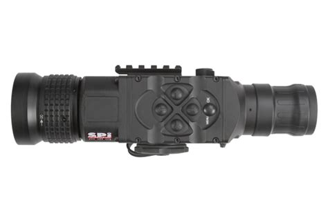 Long Range Clip On Thermal Scope Sights Mounted On Rifles With 60 Hz Flir