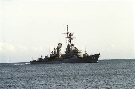 The Guided Missile Destroyer Uss Benjamin Stoddert Ddg 22 Approaches