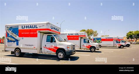 Santa Maria California Usa June 29 2022 U Haul Moving Van Garage