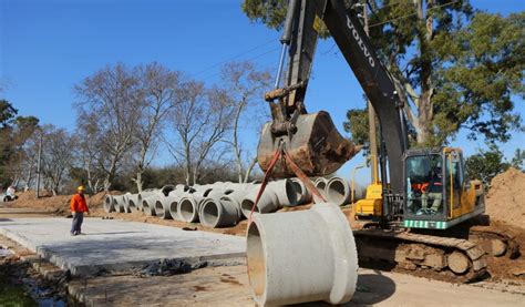 Avanza La Obra De Pavimentaci N En Hormig N De La Avenida Huergo