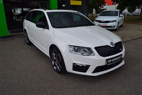 Skoda Octavia Combi Tdi Dsg Rs Ahk Navi Panorama Standheizung