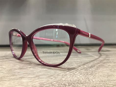 Download Tiffany And Co Red Eyeglasses Tf2147b Wallpaper