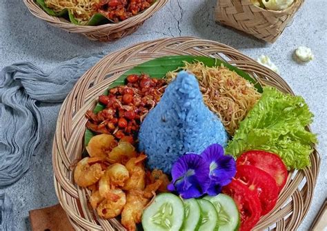 Resep Nasi Uduk Bunga Telang Oleh Hellen Handru Cookpad