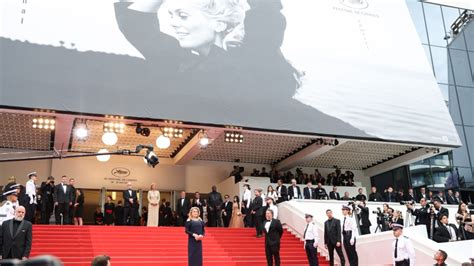 cannes market sets accreditation record