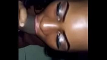 Jamaicana Chupando Polla Chica XVIDEOS