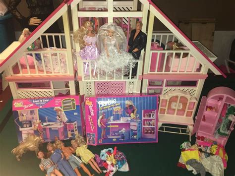 19 Most Valuable Vintage Barbie Dream House Worth Money