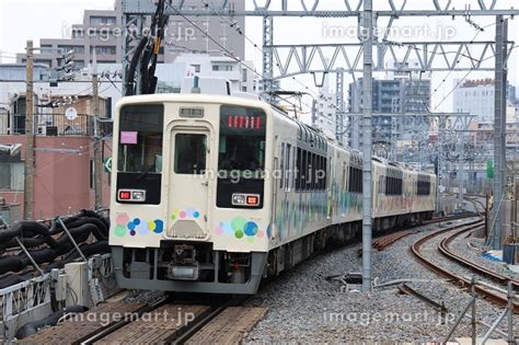 【東武】634型「サクラトレイン」（東武スカイツリーライン：とうきょうスカイツリー駅）の写真素材 248233274 イメージマート