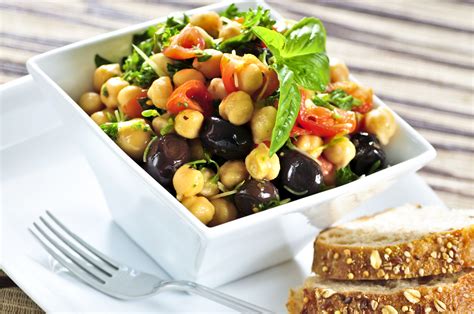 Tonias Healthy Mediterranean Garbanzo Bean Salad The Modern Gladiator