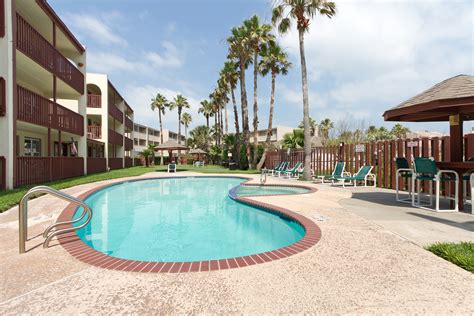 Surfside Ii 207 2 Bedroom Vacation Condo Rental South Padre Island Tx 142109 Find Rentals