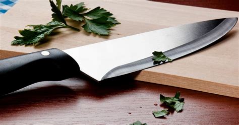 Какой кухонный нож должен быть у каждой хозяйки?