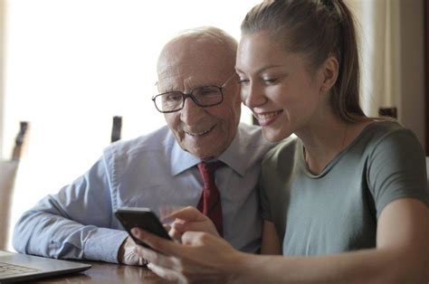 helping  child unlock  door    home joepurewal