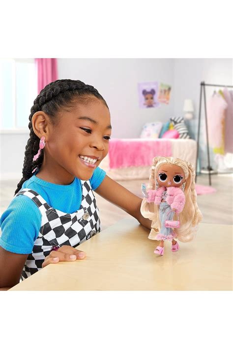 Cici Oyuncak Tweens Series 4 Fashion Doll Olivia Flutter Lol