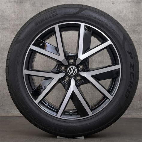 VW Touareg III CR Summer Wheels 20 Inch Rims Braga Tires 760601025R