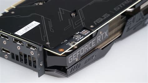 Asus RTX 2070 ROG Strix OC - Schnelles Topmodell mit ambitionierten Lüftern