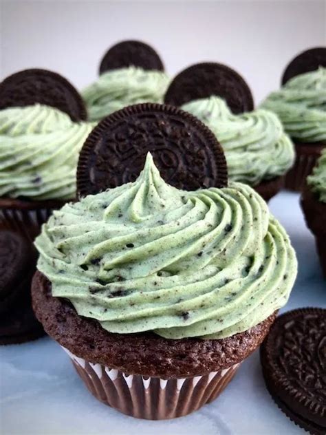 Mint Chocolate Oreo Cupcakes Artofit