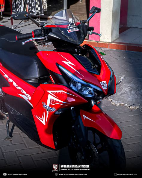 Desain Sticker Motor Yamaha Aerox Connected Merah Fullbody