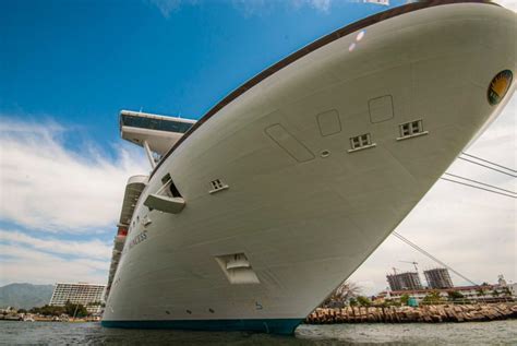 Puerto Vallarta Recibe Mil Cruceristas En El Primer Semestre Del A O