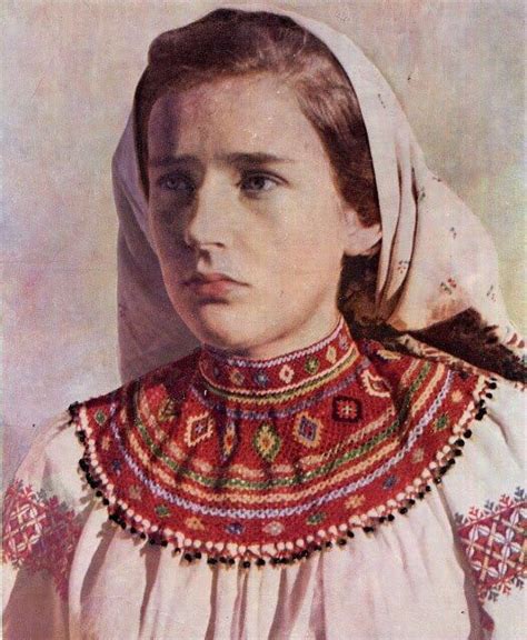 Криза-прикраса на шию | Ukrainian art, Russian folk, Folk clothing