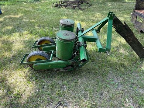 John Deere Two Row 3 Point Corn Planter Meagher Auctioneers