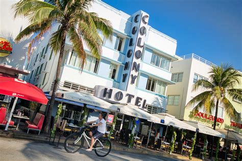 Shopping in South Beach - ENJOY MIAMI BEACH