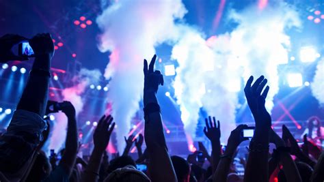 Le Discoteche Migliori fra Alghero e Sassari: i 5 Locali da Sballo per ...