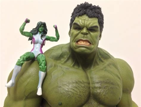 Hot Toys Hulk Review Avengers Scale Figure MMS Marvel Toy News