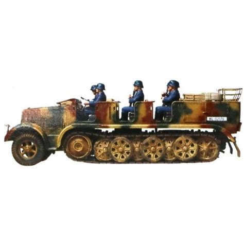 Tamiya 1 35 German 8t Semi Track 20mm Flakvierling Sd Kfz 7 1 Plastic Model Kit 35050