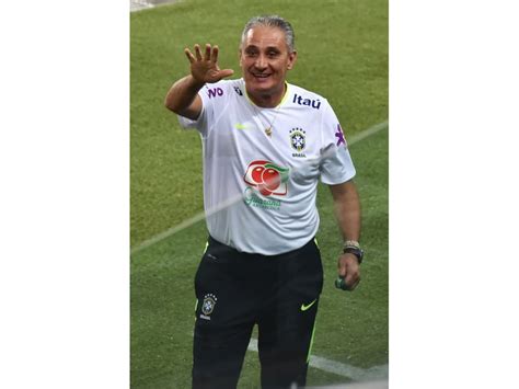 Tite N O Esbo A Time No Primeiro Treino Da Sele O Em Natal Lance