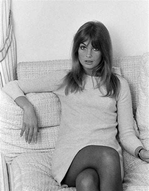 Jean Shrimpton At Her Home Montpellier Place London 25th October 1967 Photo By Daily Mirror