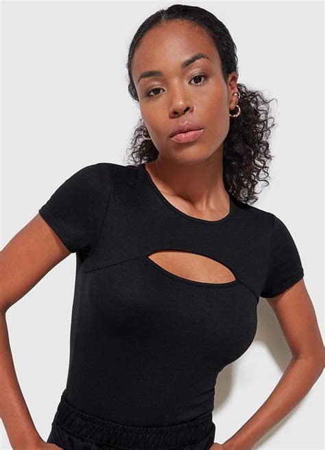 Blusa Justa Cut Out Em Moletinho Preto Enfim