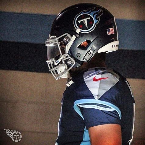 Pin by Michael Griede on Tennessee Titans | Football helmets, Tennessee ...