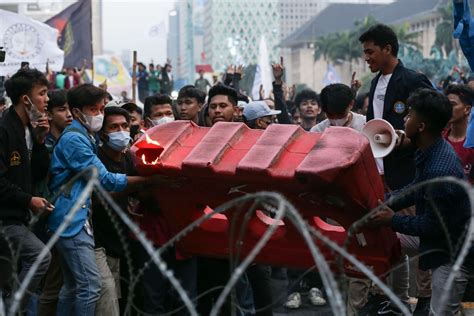 Mahasiswa Bakal Kembali Demo Di DPR Dan Patung Kuda Hari Ini Untuk