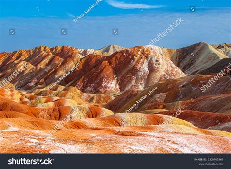 9,341 Zhangye National Geopark Images, Stock Photos, 3D objects ...