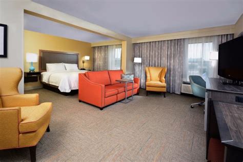 Hampton Inn Martinsville - UPDATED 2018 Prices & Hotel Reviews (VA ...